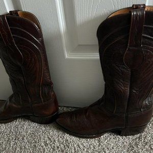 Lucchuse Boots